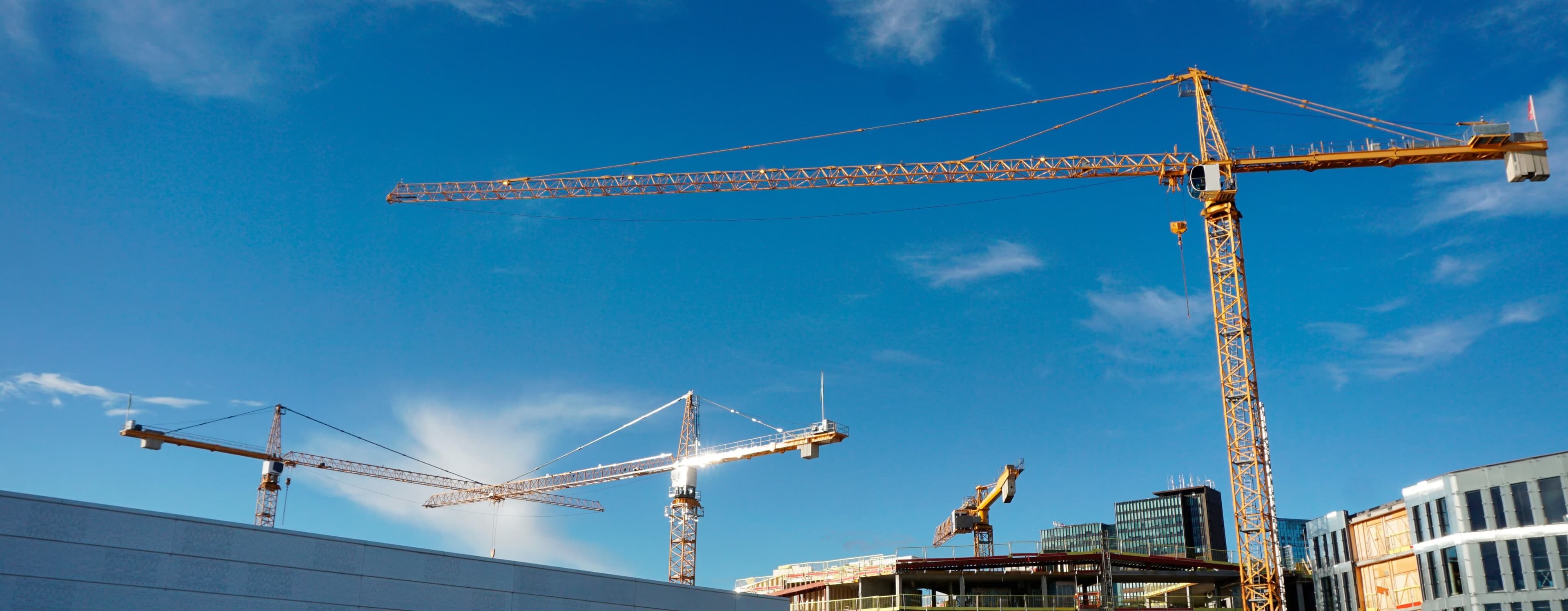 Консультація фахівців щодо будівельної галузі