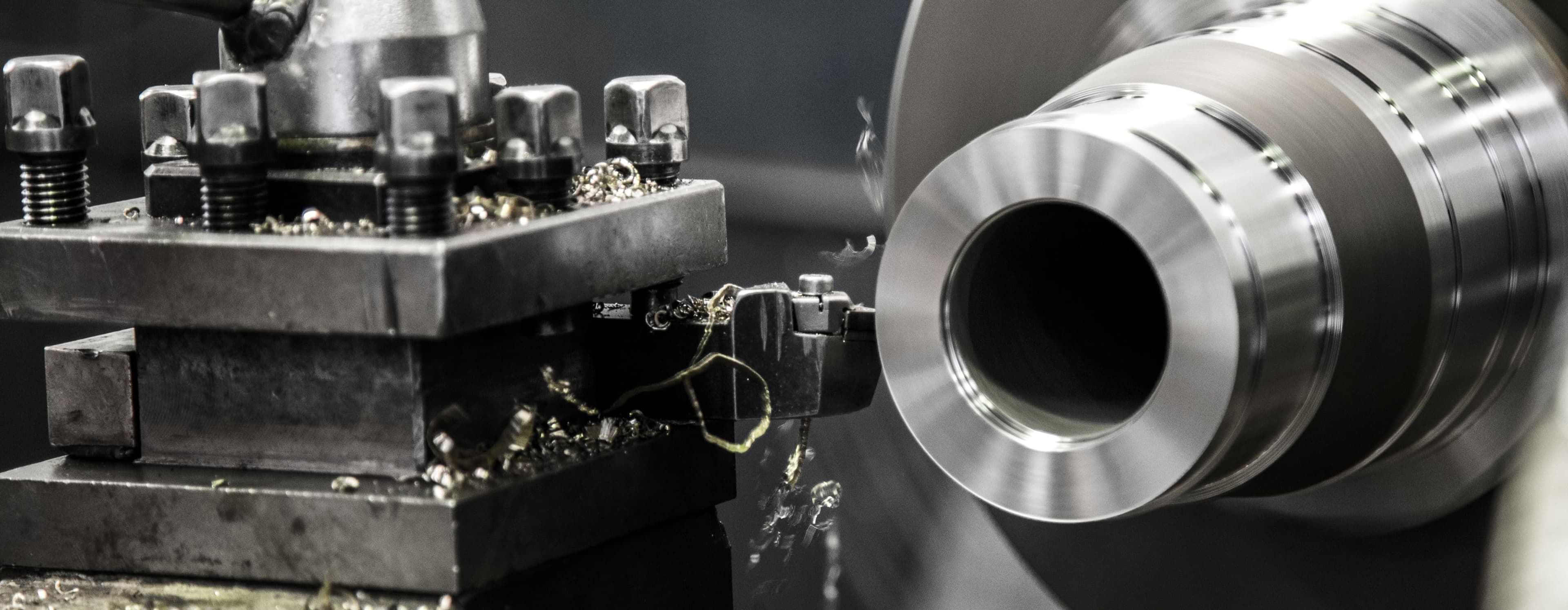 Консультація фахівців щодо машинобудування