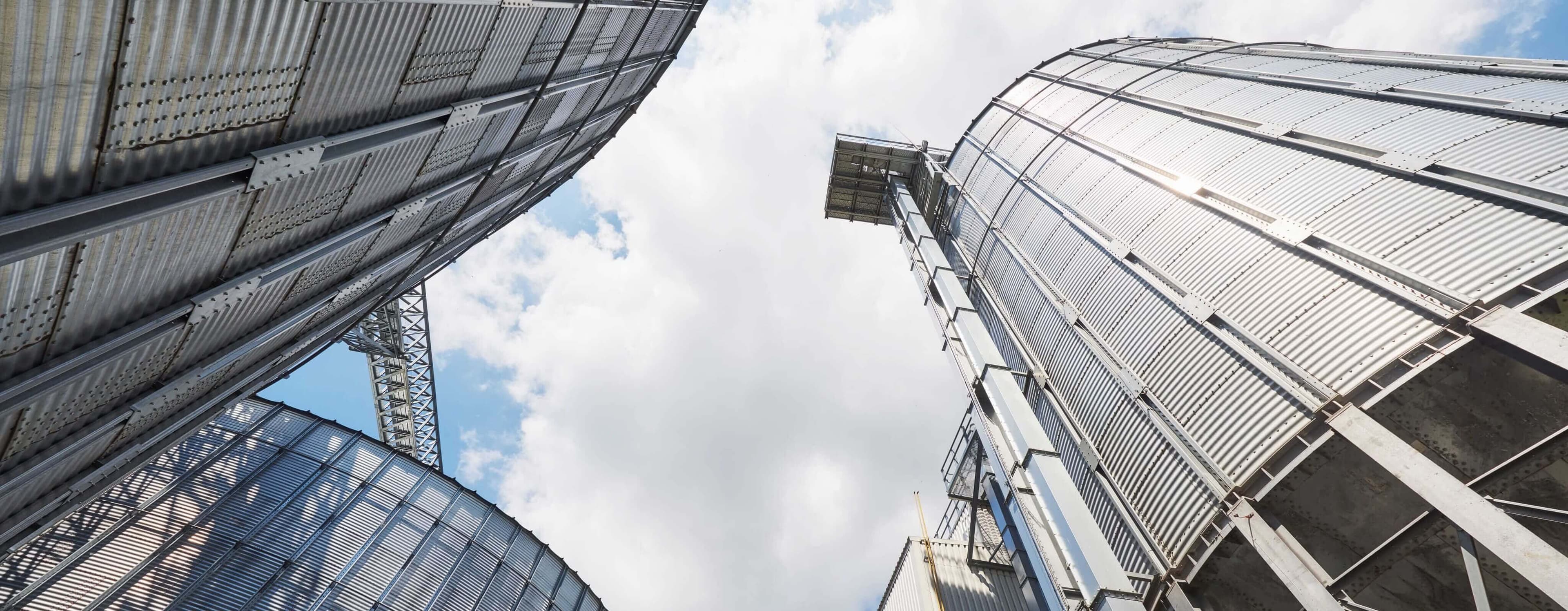 Очищення та регенерація олив